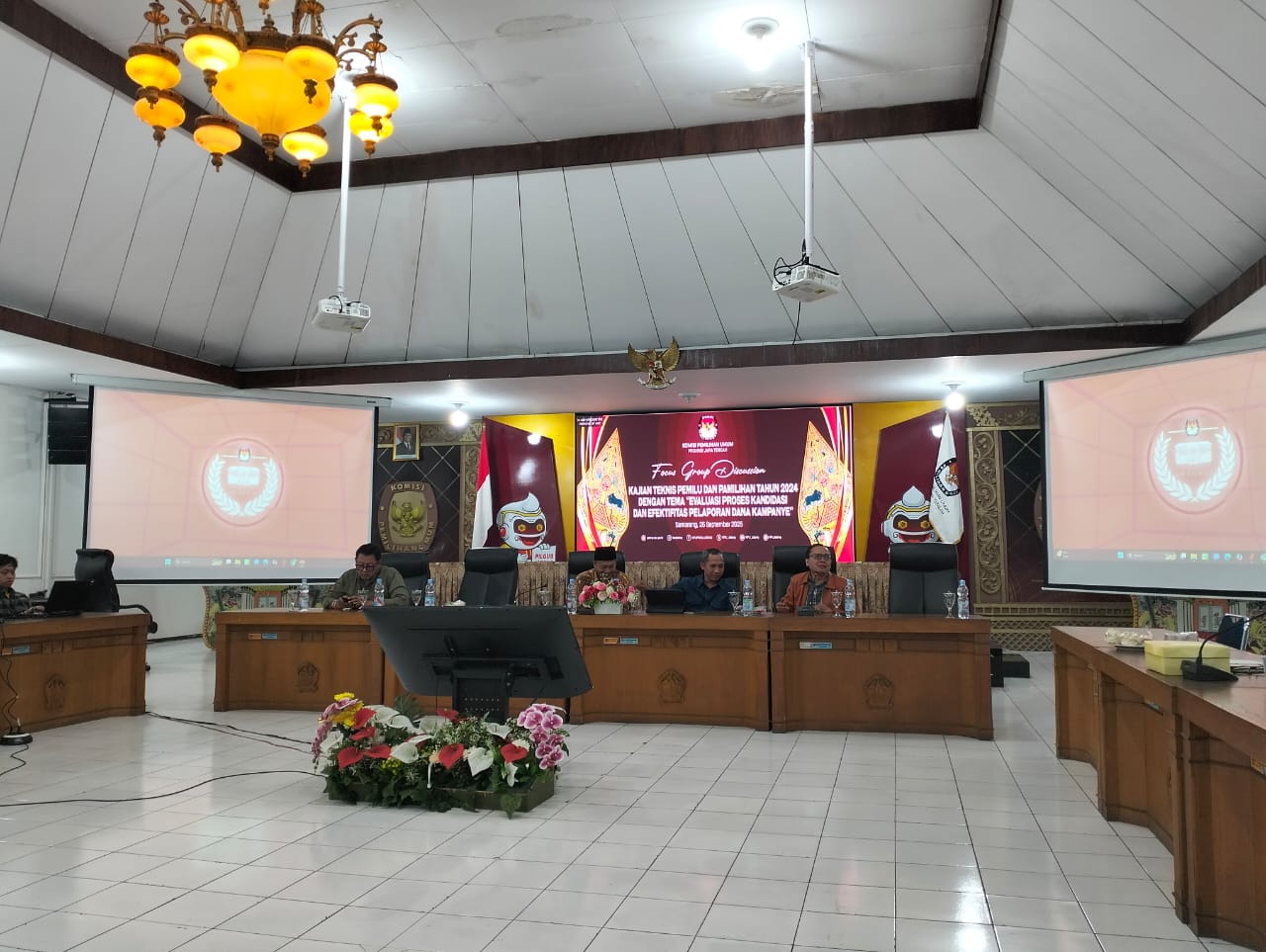 Dosen PPI Mengikuti FGD KPU Jawa Tengah Bahas Proses Kandidasi dan Dana Kampanye