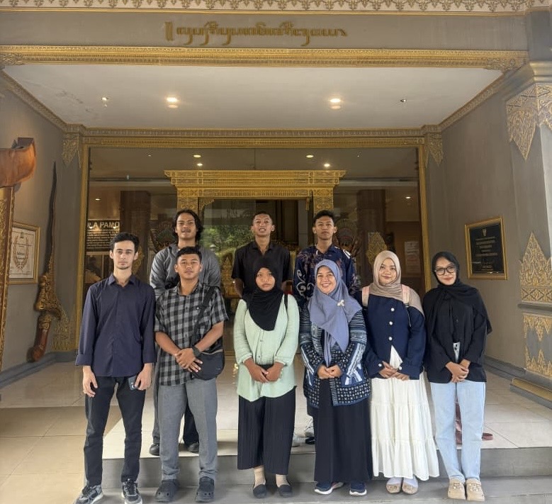 Menyelami Jejak Peradaban Nusantara di Museum Keris dan Keraton Surakarta